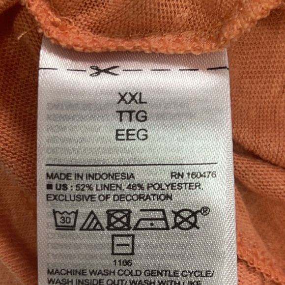 In excellent condition 2 Woman’s top. Old Navy XXL - Picture 12 of 16